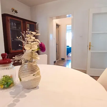 Apartman Konstanca Appartamento Makarska